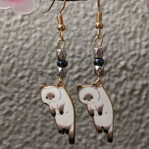 Handmade Jewelry - Siamese Cat Earrings